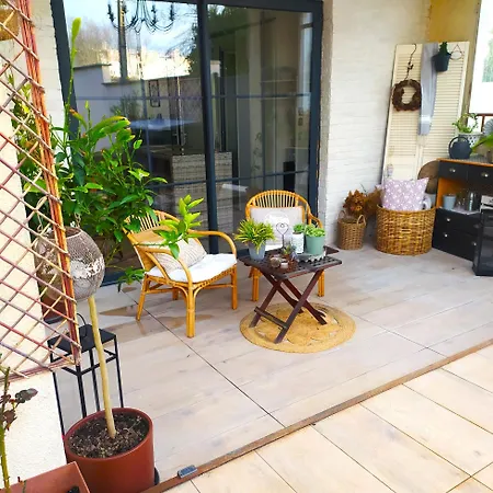 La Maison De Mona לינה וארוחת בוקר